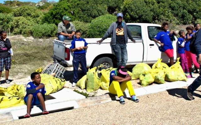 Tired after cleaning the beach, 32 bags of rubbish were collected, weighing a wopping 120kg's!!!!